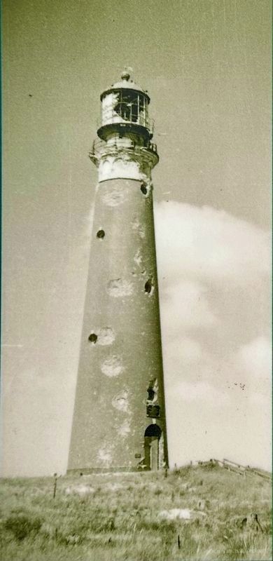 Marker photo: the Texel Lighthouse after the battle. Click for full size. Marker photo: the Texel Lighthouse after the battle image. Click for full size.