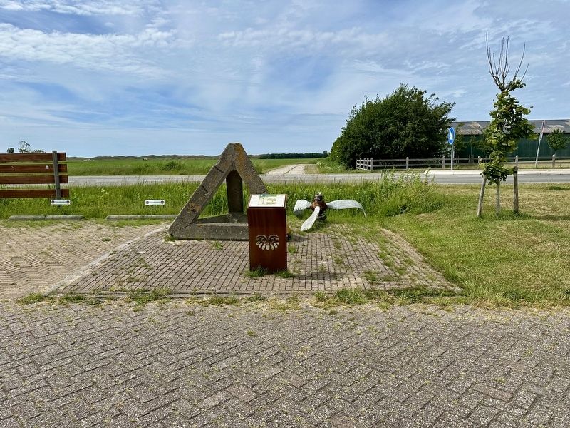 The Russian War on Texel Marker - wide view. Click for full size. The Russian War on Texel Marker - wide view image. Click for full size.