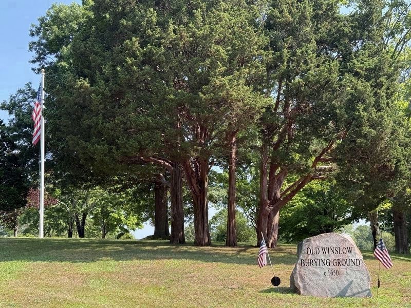Old Winslow Cemetery c.1650 image. Click for full size.
