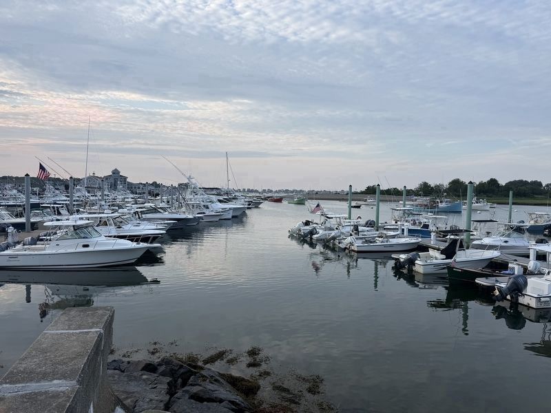 Boats in Scituate Harbor image. Click for full size.