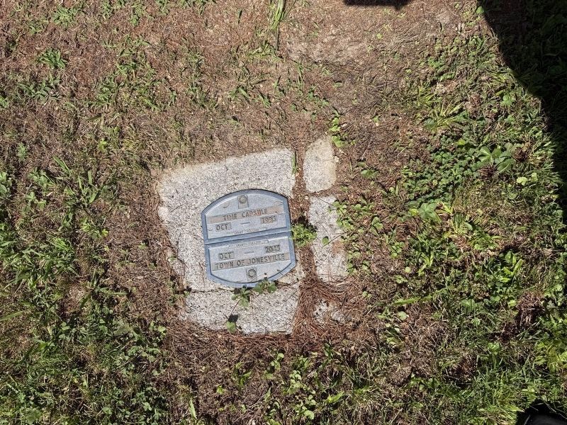 Nearby time capsule image. Click for full size.