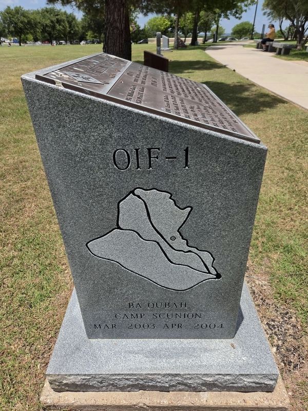 Fallen Heroes Marker - Left Side image. Click for full size.
