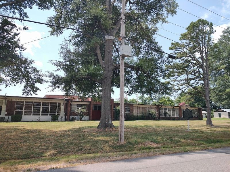 Holman School Marker. Click for full size. Holman School Marker image. Click for full size.
