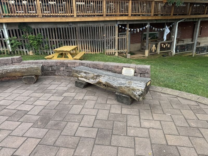 Warren G. Lineberry Community Park Patio. Click for full size. Warren G. Lineberry Community Park Patio image. Click for full size.