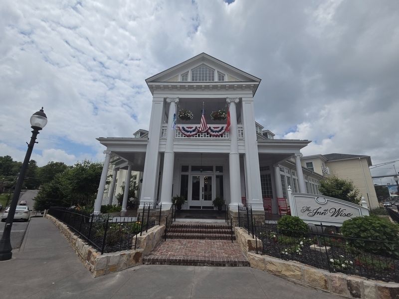 The Inn at Wise, formerly Colonial Inn. Click for full size. The Inn at Wise, formerly Colonial Inn image. Click for full size.