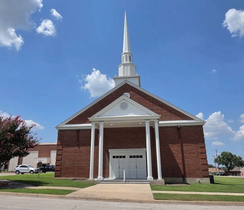 First Baptist Church Marker image. Click for full size.