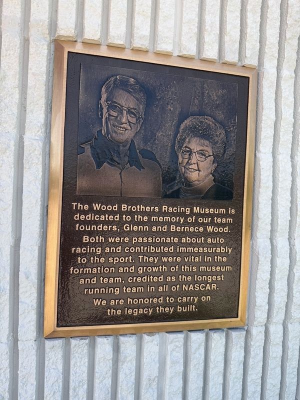 Glenn and Bernice Wood Marker image. Click for full size.