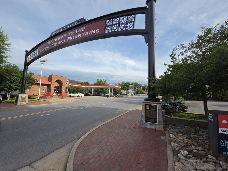Full view of The Gateway to the Great Smoky Mountains Arch. Marker is on the left post. Click for full size. Full view of The Gateway to the Great Smoky Mountains Arch. Marker is on the left post image. Click for full size.