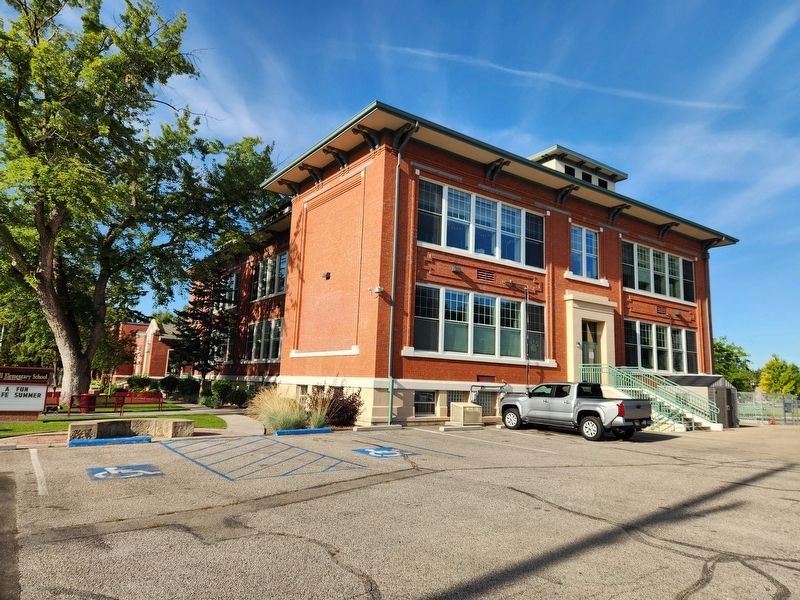 Lowell Elementary School Marker image. Click for full size.