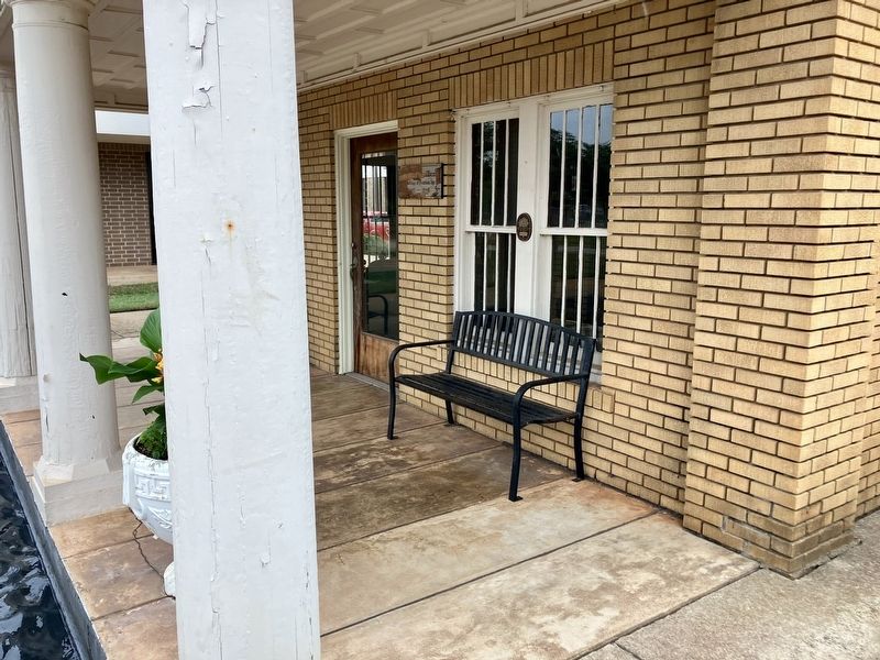 marker shown on front porch. Click for full size. marker shown on front porch image. Click for full size.