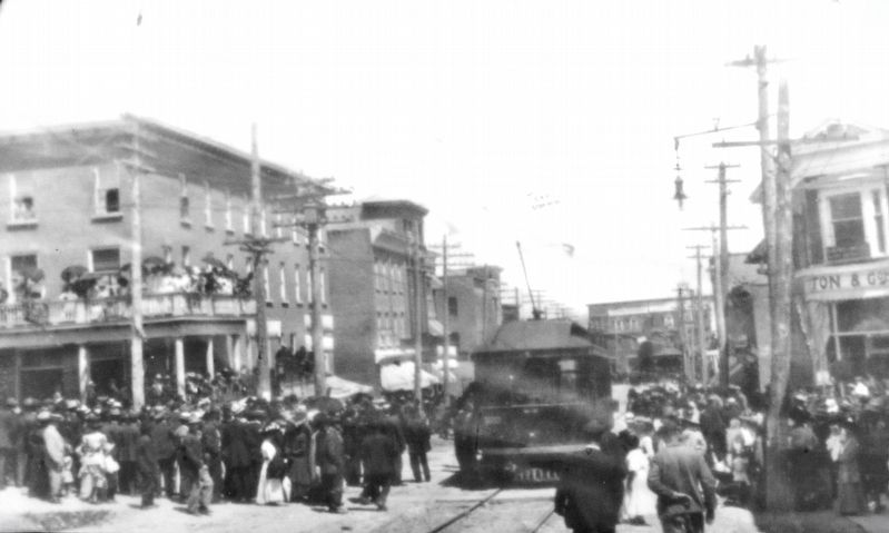 Marker detail: Streetcar in Town image. Click for full size.