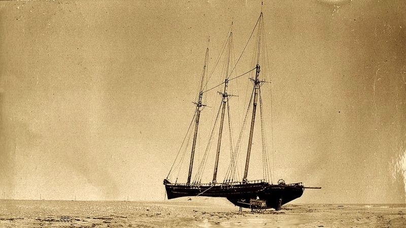 The wreck of the E.S. Newman image. Click for full size.