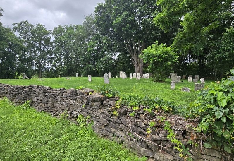 Annis Cemetery. Click for full size. Annis Cemetery image. Click for full size.