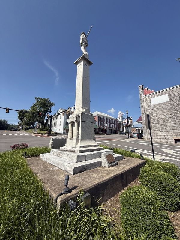 Confederate Monument. Click for full size. Confederate Monument image. Click for full size.