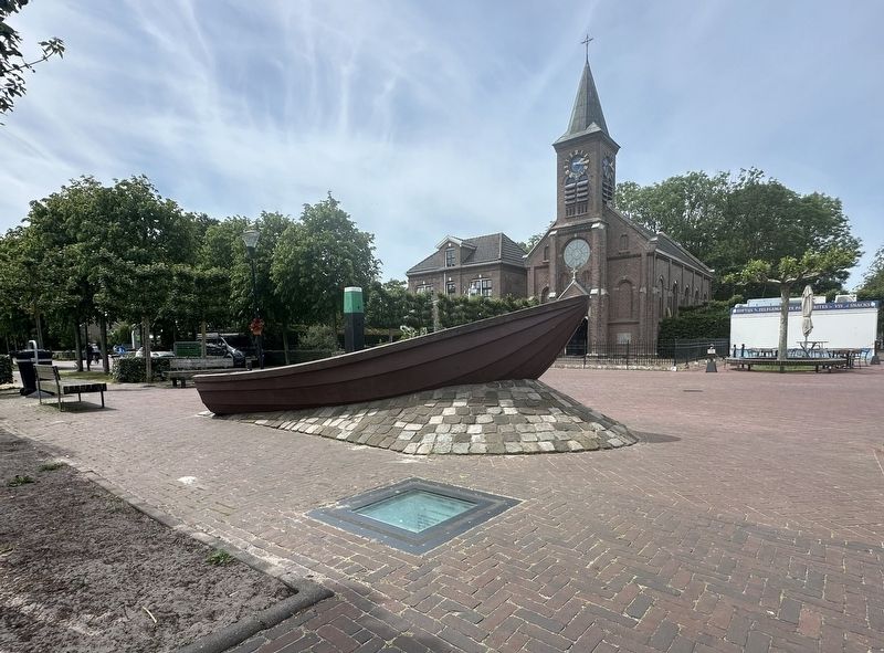 Molenbos Marker - wider view image. Click for full size.