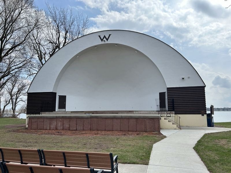 Worthington Bandshell & Markers, from the north. Click for full size. Worthington Bandshell & Markers, from the north image. Click for full size.