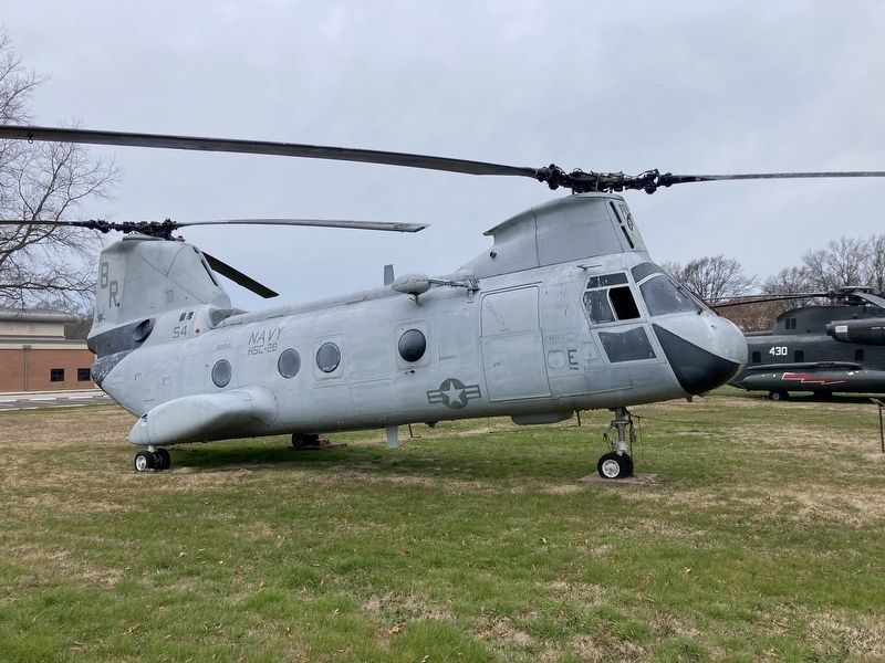 Boeing Vertol CH-46A Sea Knight image. Click for full size.