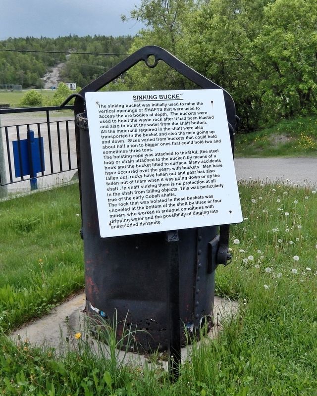 Sinking Bucket Marker. Click for full size. Sinking Bucket Marker image. Click for full size.