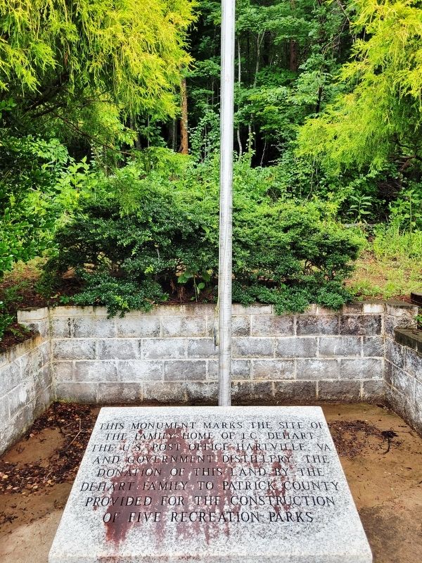 Dehart Homeplace Marker. Click for full size. Dehart Homeplace Marker image. Click for full size.