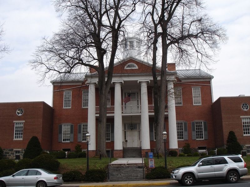 Carroll County Courthouse. Click for full size. Carroll County Courthouse image. Click for full size.
