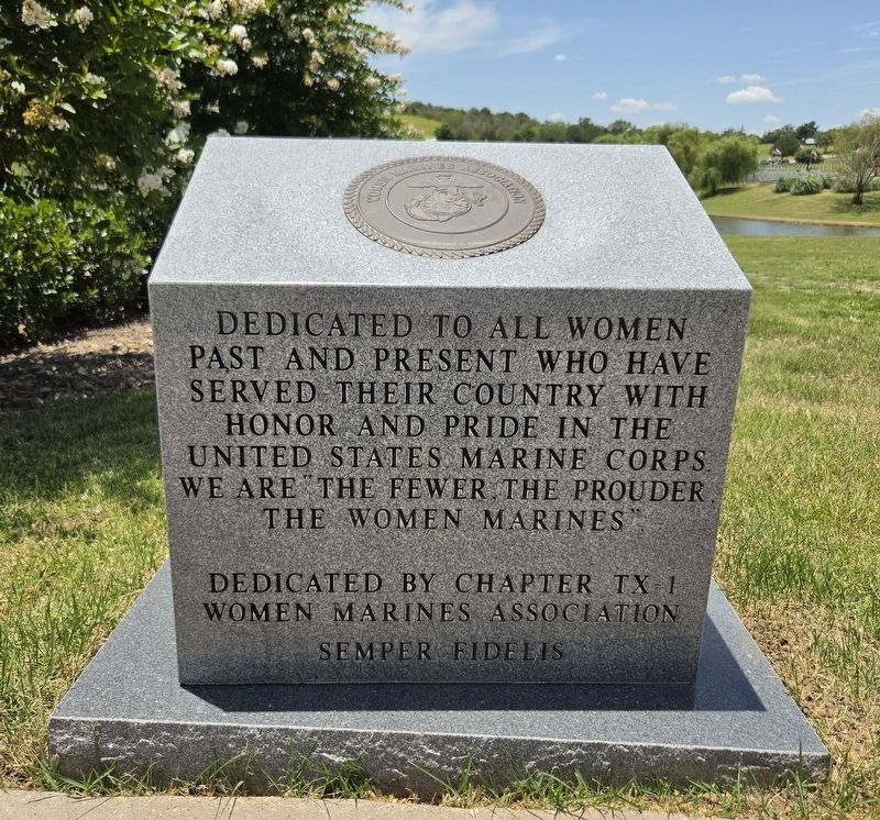 Women Marines Marker image. Click for full size.
