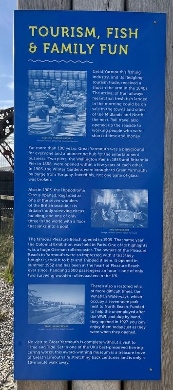 Tourism, Fish & Family Fun Marker image. Click for full size.
