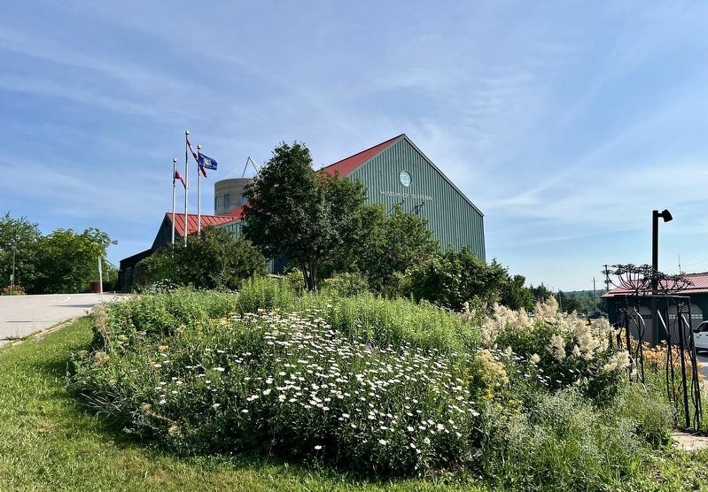 Museum of Dufferin, main building. The windmill is just visible on the left image. Click for full size.