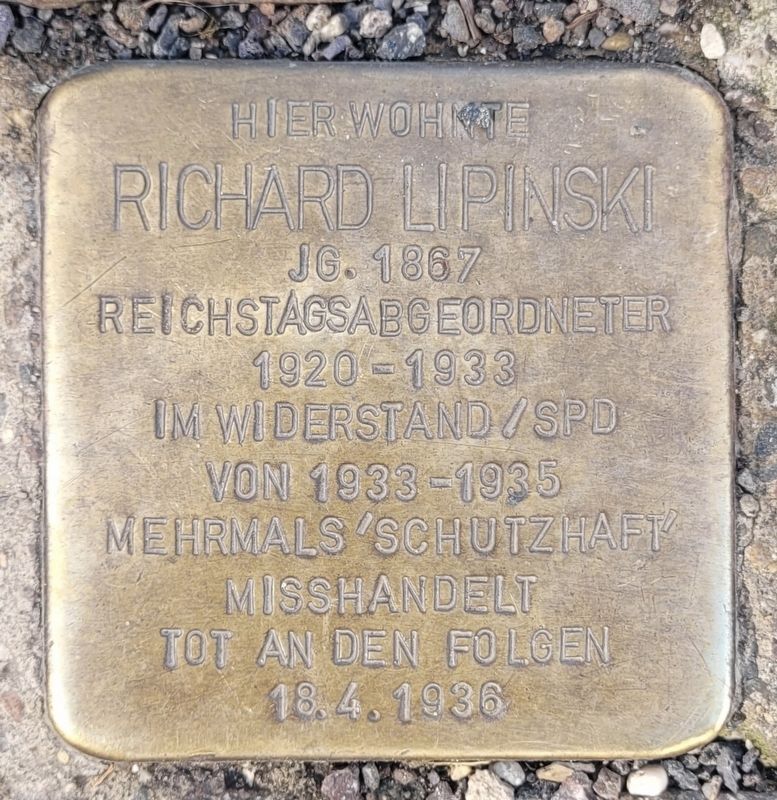 Richard Lipinski Marker. Click for full size. Richard Lipinski Marker image. Click for full size.