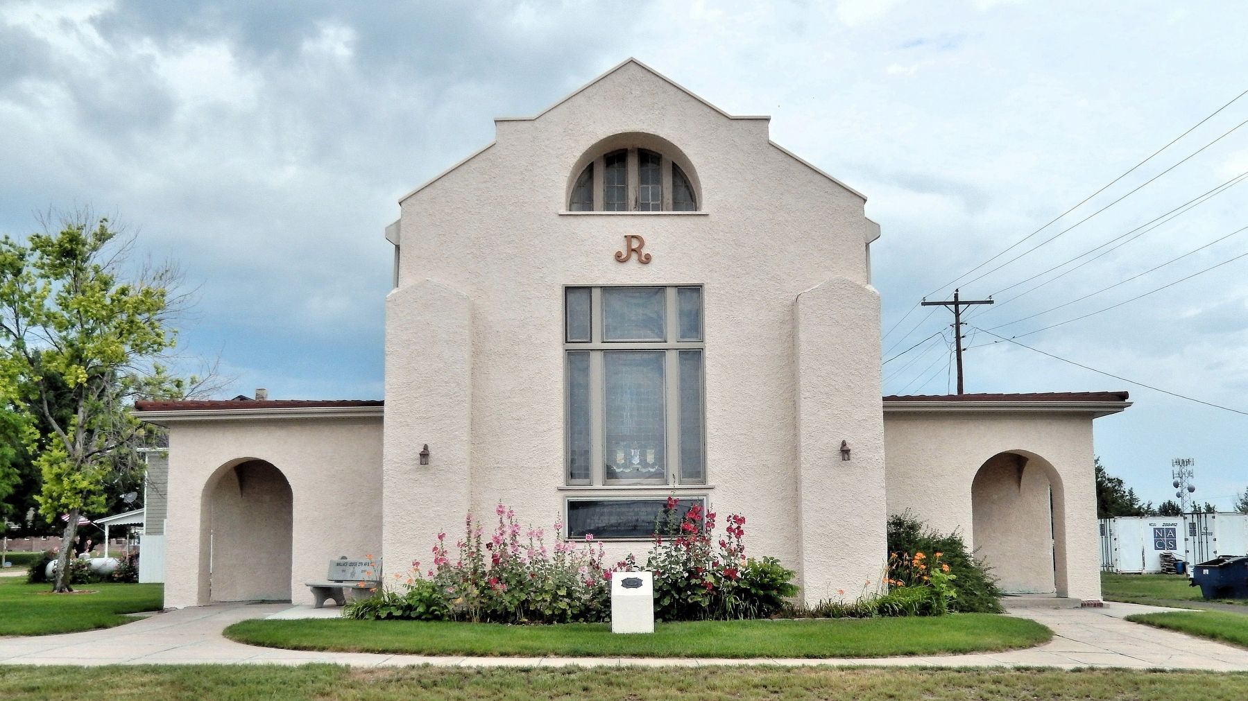 Wallace Community Hall (<i>south/front elevation</i>). Click for full size. Wallace Community Hall (<i>south/front elevation</i>) image. Click for full size.