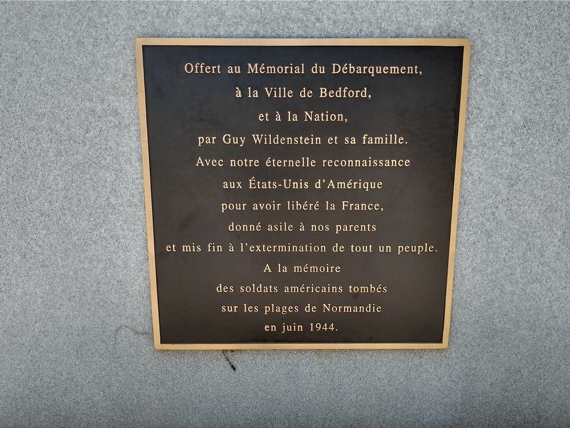Le Monument aux Morts Marker (French). Click for full size. Le Monument aux Morts Marker (French) image. Click for full size.