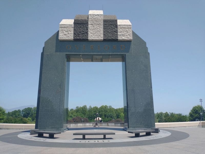 D-Day Monument image. Click for full size.