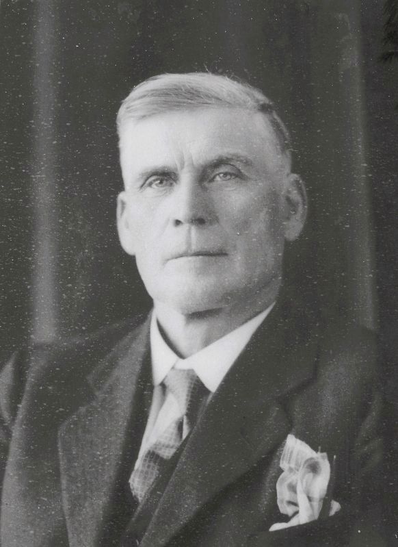 Marker detail: Walter Welford. Click for full size. Marker detail: Walter Welford image. Click for full size.