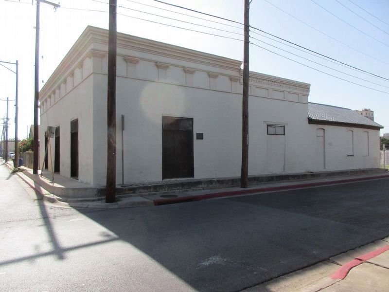 Benavides-Herrera House and marker image. Click for full size.