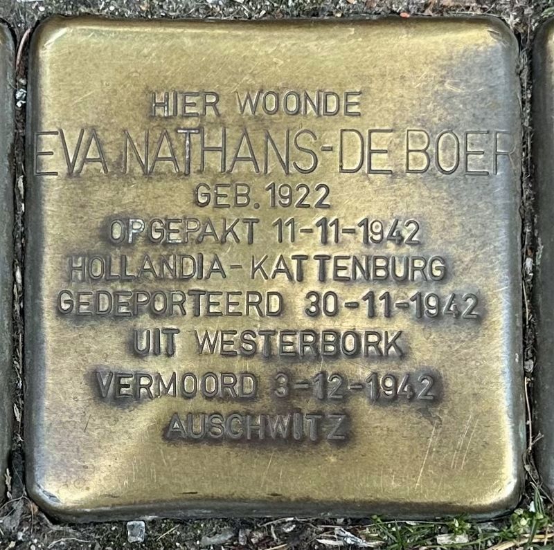 Eva Nathans-de Boer stolperstein image. Click for full size.
