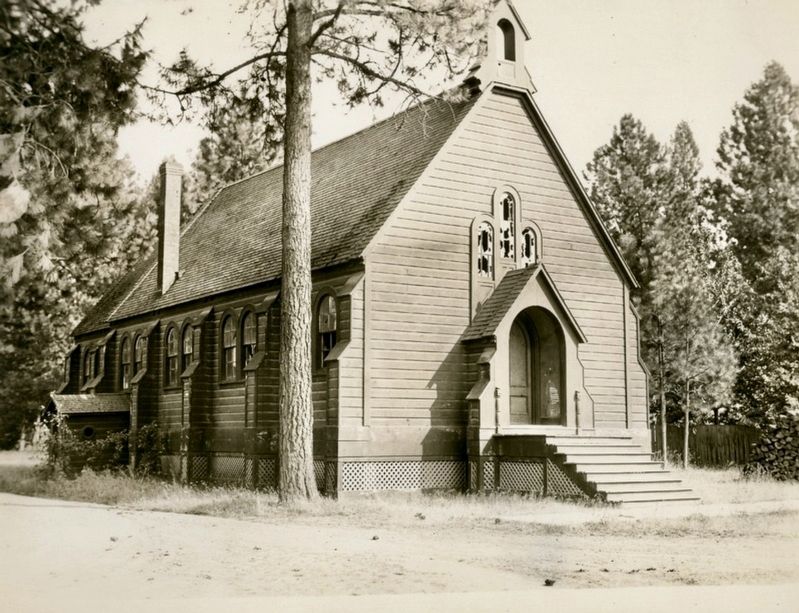 Fort Sherman Chapel image. Click for full size.