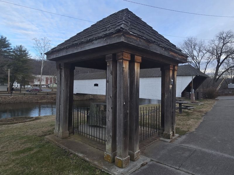 Sycamore Tree Marker at the right front post of the Sycamore Tree shelter image. Click for full size.