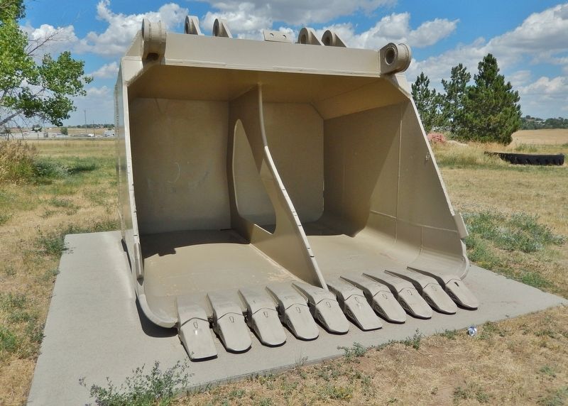 Coal Shovel Bucket image. Click for full size.