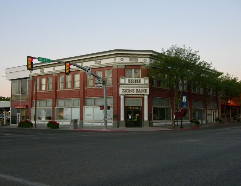 The Bank of Vernal & Marker. Click for full size. The Bank of Vernal & Marker image. Click for full size.
