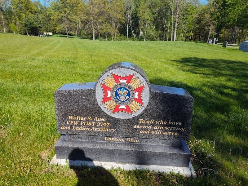 Veterans Memorial image. Click for full size.