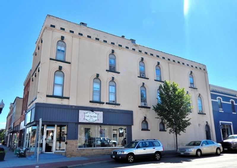 200 East 2nd Street (<i>west elevation</i>) image. Click for full size.