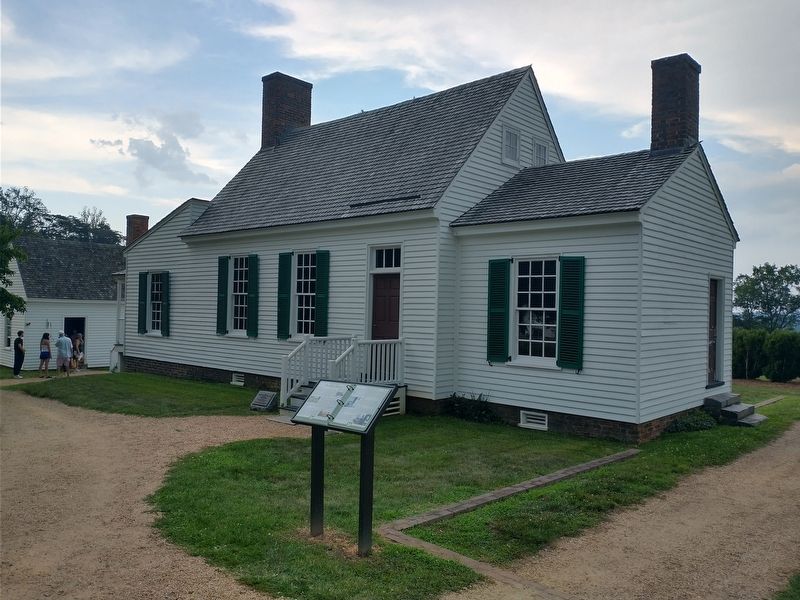 Red Hill Plantation - Main House image. Click for full size.