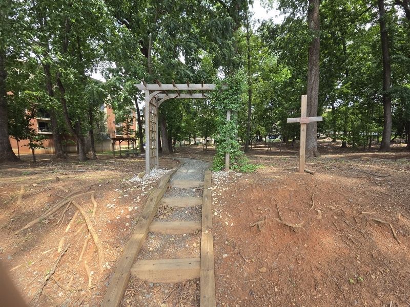 Entrance from Colony Road St. sidewalk. Click for full size. Entrance from Colony Road St. sidewalk image. Click for full size.