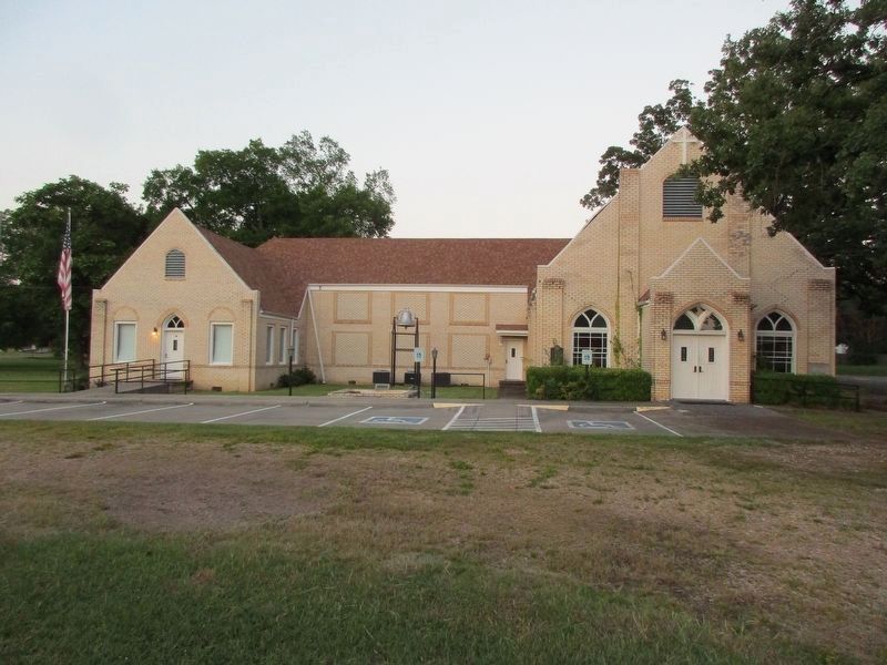 Maud United Methodist Church and marker image. Click for full size.