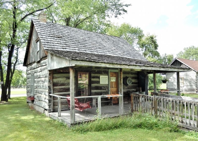 Landreville Cabin image. Click for full size.