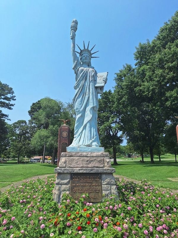 Replica of the Statue of Liberty Marker image. Click for full size.