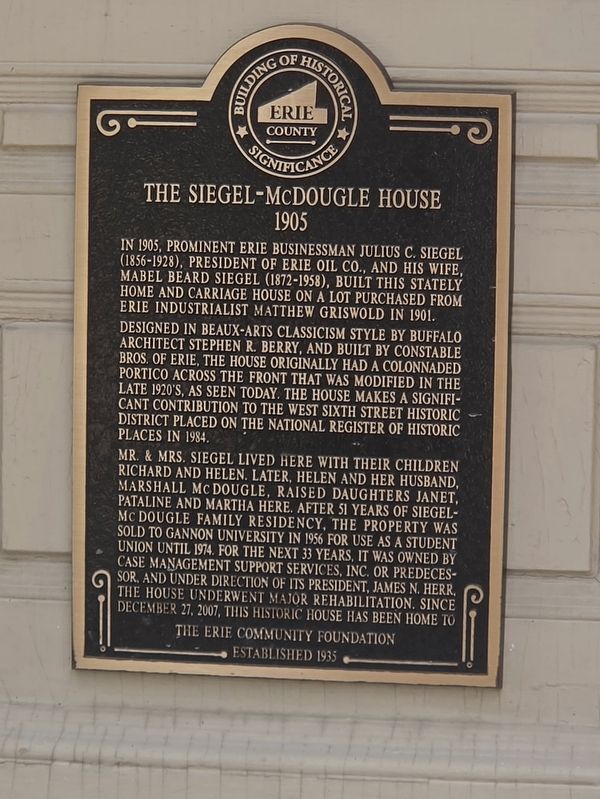 The Siegle-McDougle House Marker image. Click for full size.