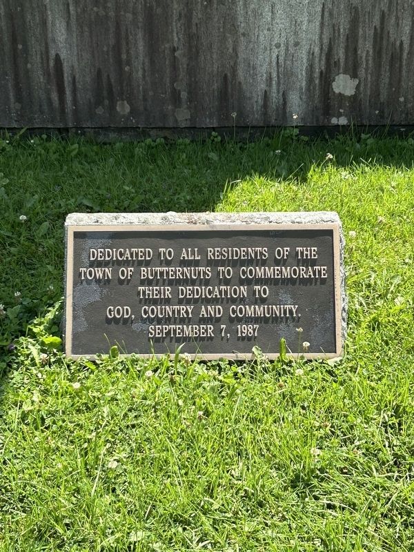 Civil War Monument image. Click for full size.