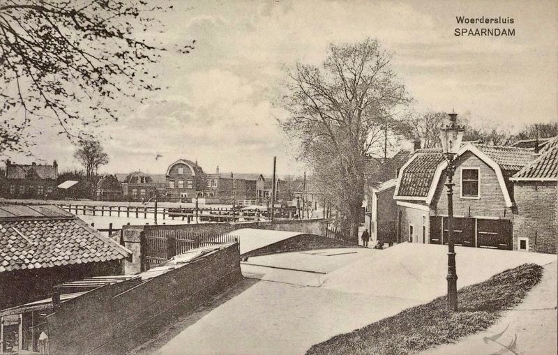 Woerdersluis, Spaarndam. Click for full size. Woerdersluis, Spaarndam image. Click for full size.
