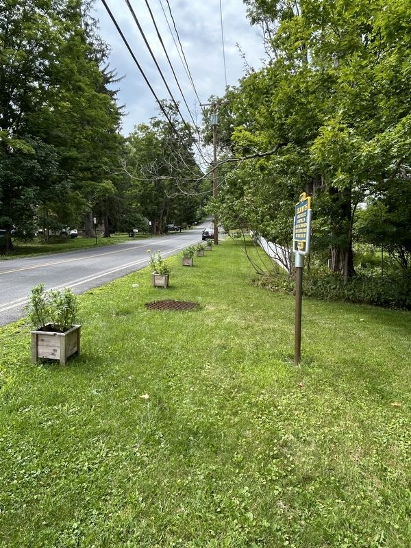 Ludlow Inn 1795 Marker - Looking West Up Ludlowville Road image. Click for full size.