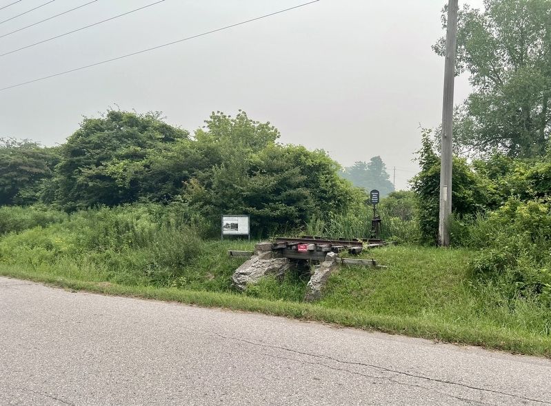 Ontario West Shore Railway Marker image. Click for full size.